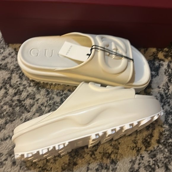Gucci Interlocking G Slide Logo Sandal Off White - Picture 3 of 12